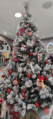 تصویر از درخت کریسمس ۱۵۰ برفی