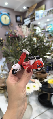 تصویر از وسپا فلزی عقب کش