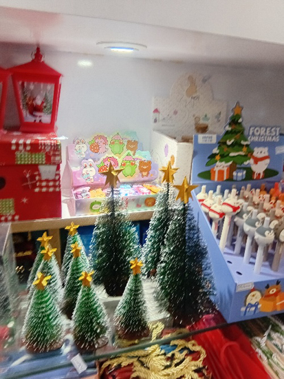 تصویر از کاج ستاره دار 20سانت مینیاتوری